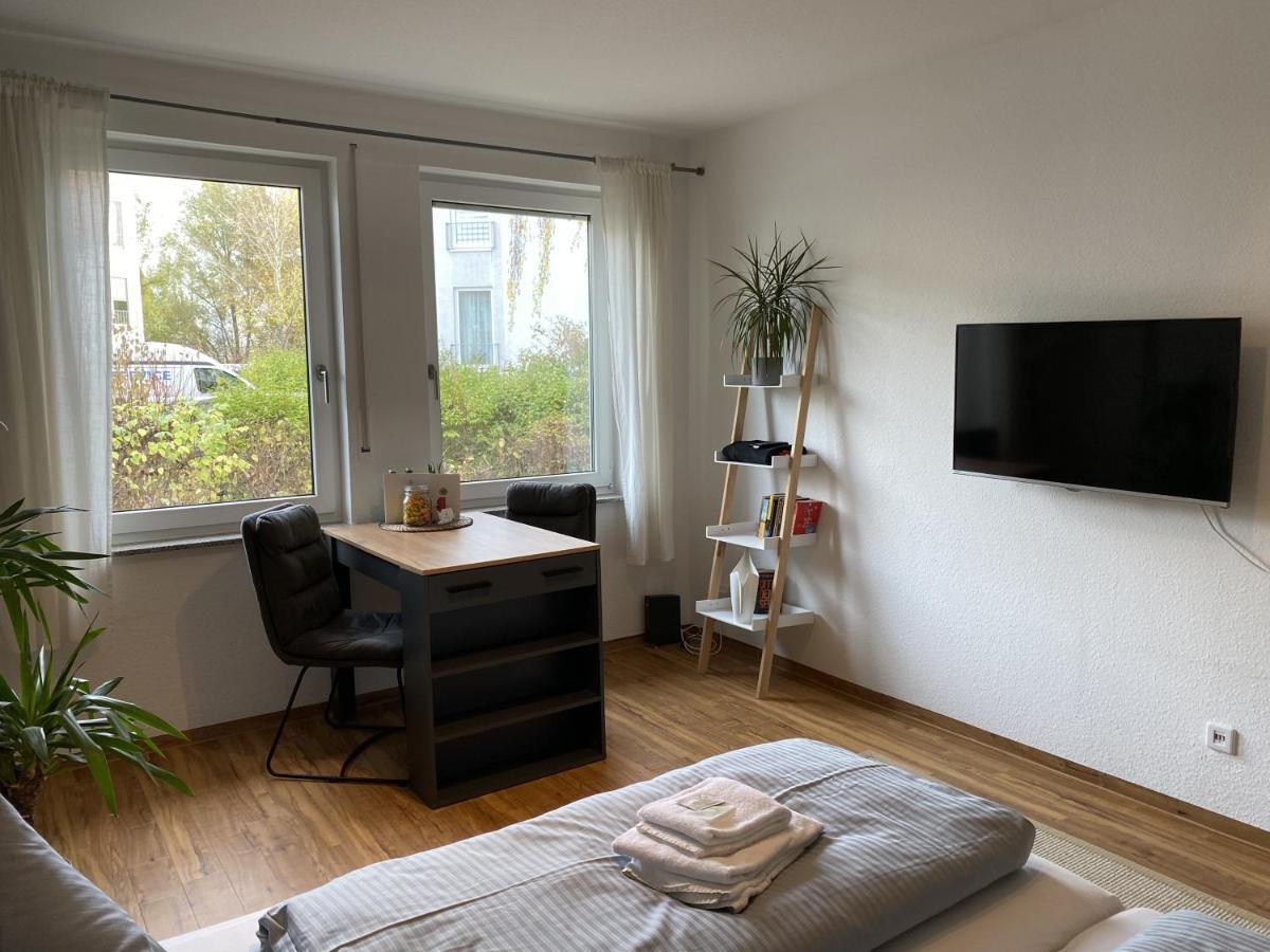 Rr - Tiny Apartment - Parking - Kitchen - Wifi Magdeburgo Exterior foto
